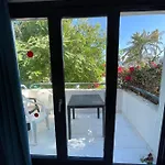Διαμέρισμα Oasis *