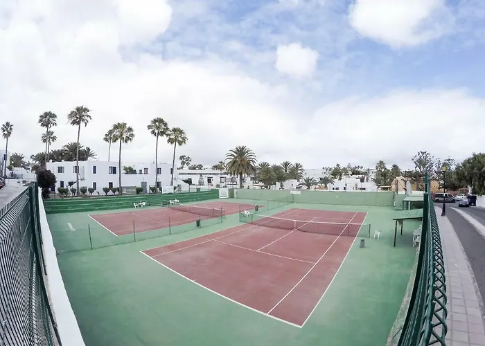 アパート Oasis *